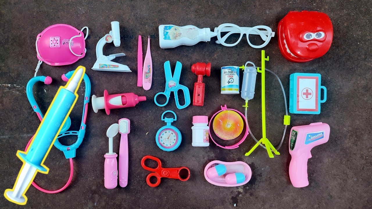 Hunting Stetoskop, Masker, Gunting, Termometer, Jarum Suntik, Mikroskop, Obat kapsul, Vaksin virus