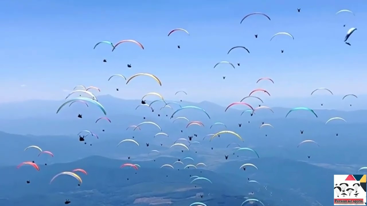Красавицы чемпионата мира по парапланеризму 2022 г. Крушево Северная Македония