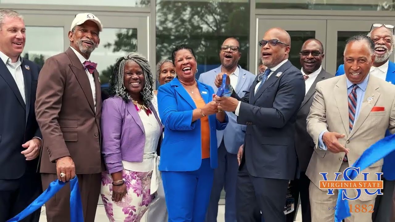 ALFRED W. HARRIS ACADEMIC COMMONS RIBBON CUTTING