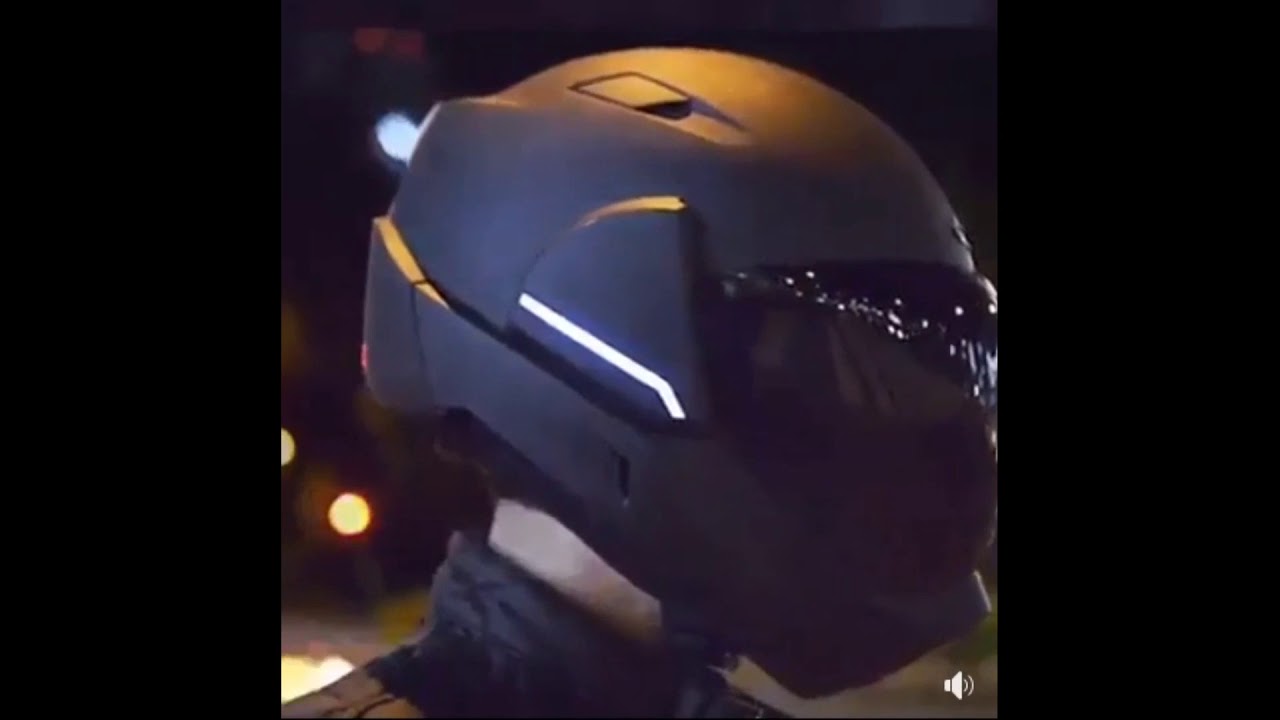 Bluetooth Motorcycle Helmet with GPS , rear camera view, swipe function on side for volume and calls