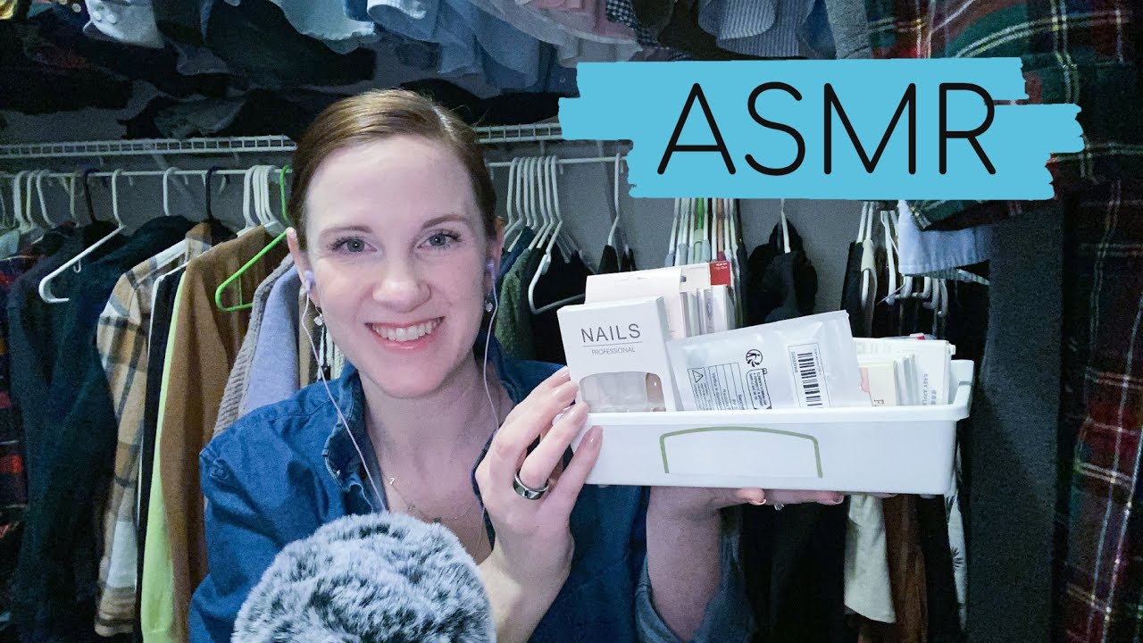 ASMR | Whispered Ramble and Tapping