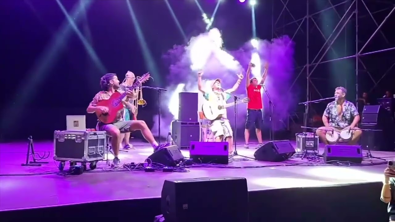 Manu Chao Me quedo contigo (si me das elegir) live