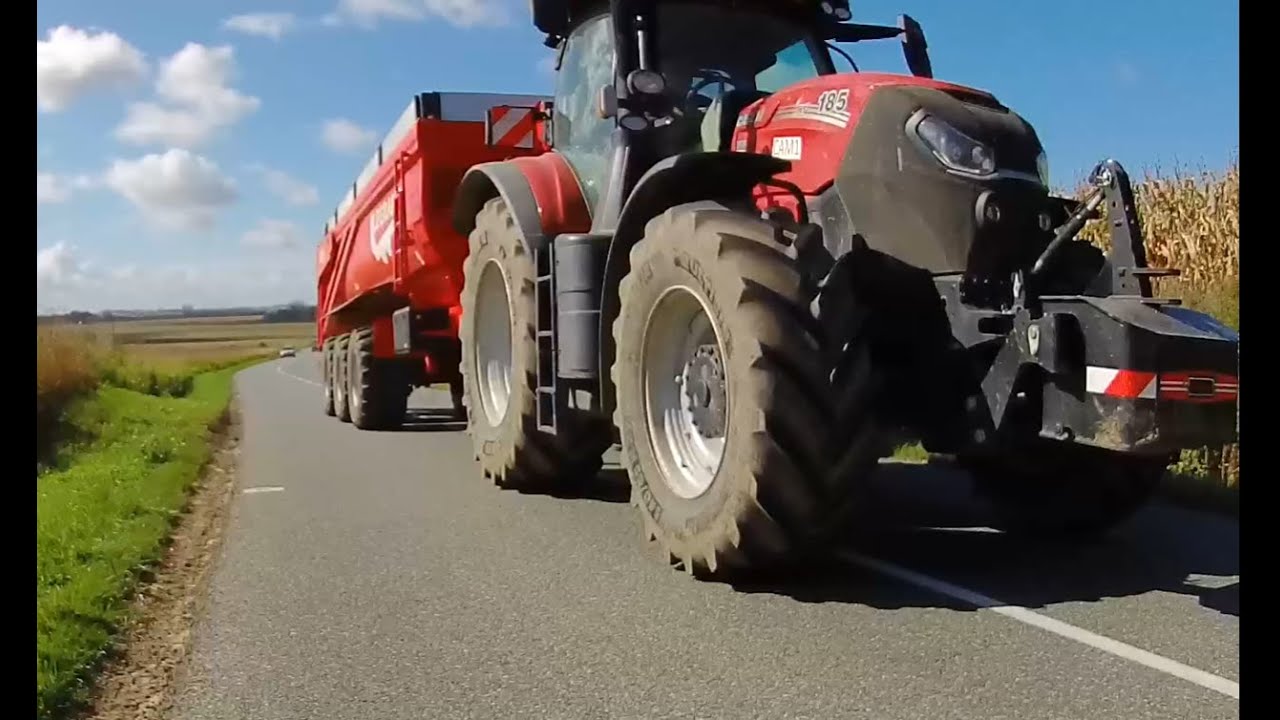 Dans une côte, je dois ralentir pour qu'un tracteur puisse finir de me doubler!
