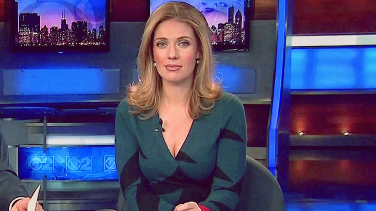 Kate Sullivan - a hint of cleavage in sexy low-cut - February 27, 2012 (1080p)