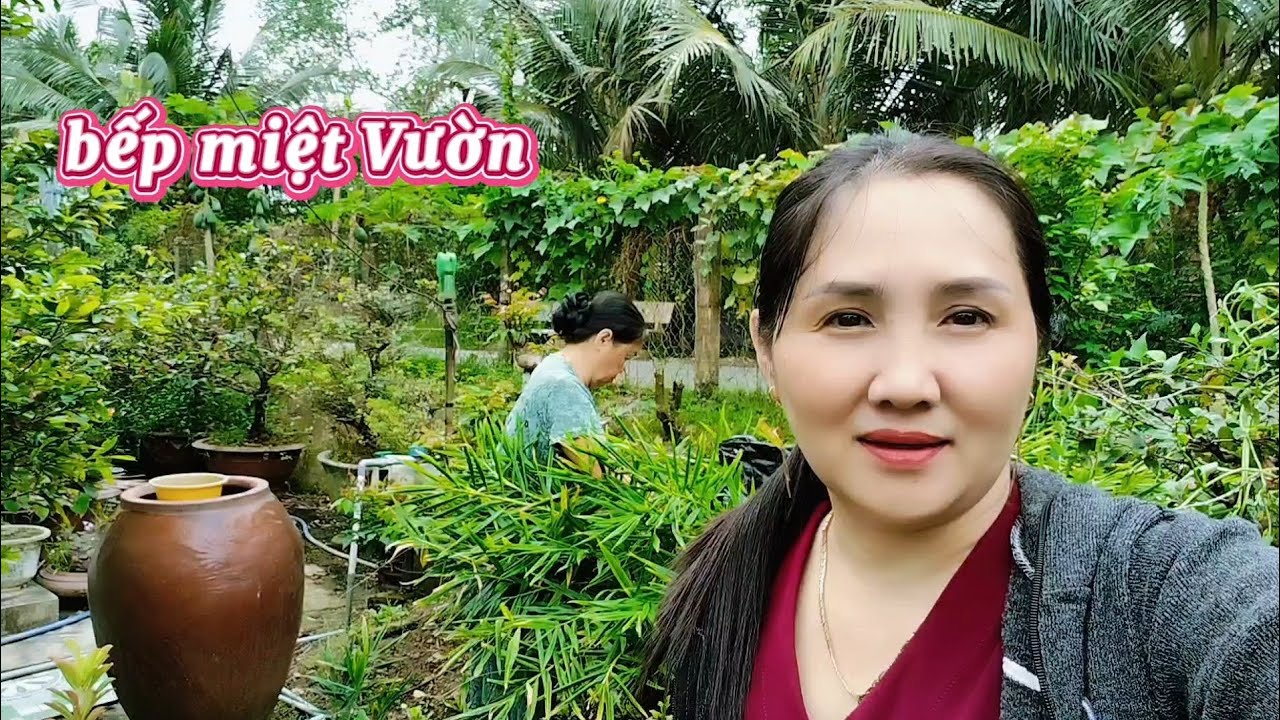 Ra Vườn Nhổ Củ Gừng 2 Má Con Đi Phụ Gói Bánh Tét Đám Giỗ Về Ăn Bánh Ngọt 