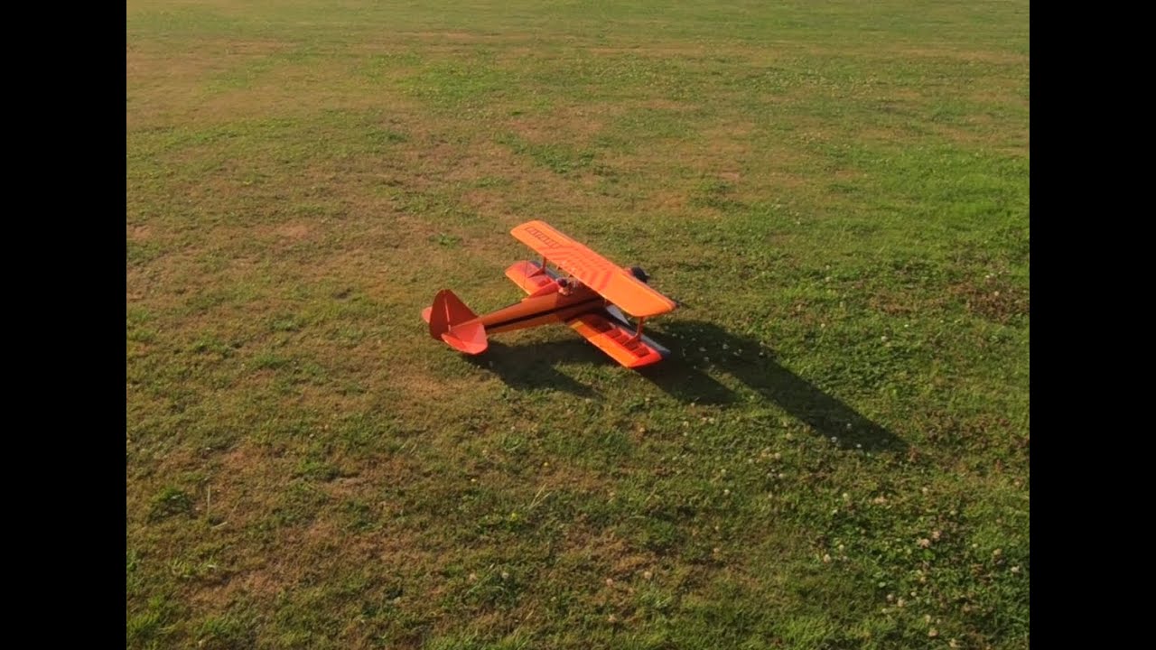 schöner Flug am Abend mit dem Doppeldecker Wayfarer/ RC Biplane