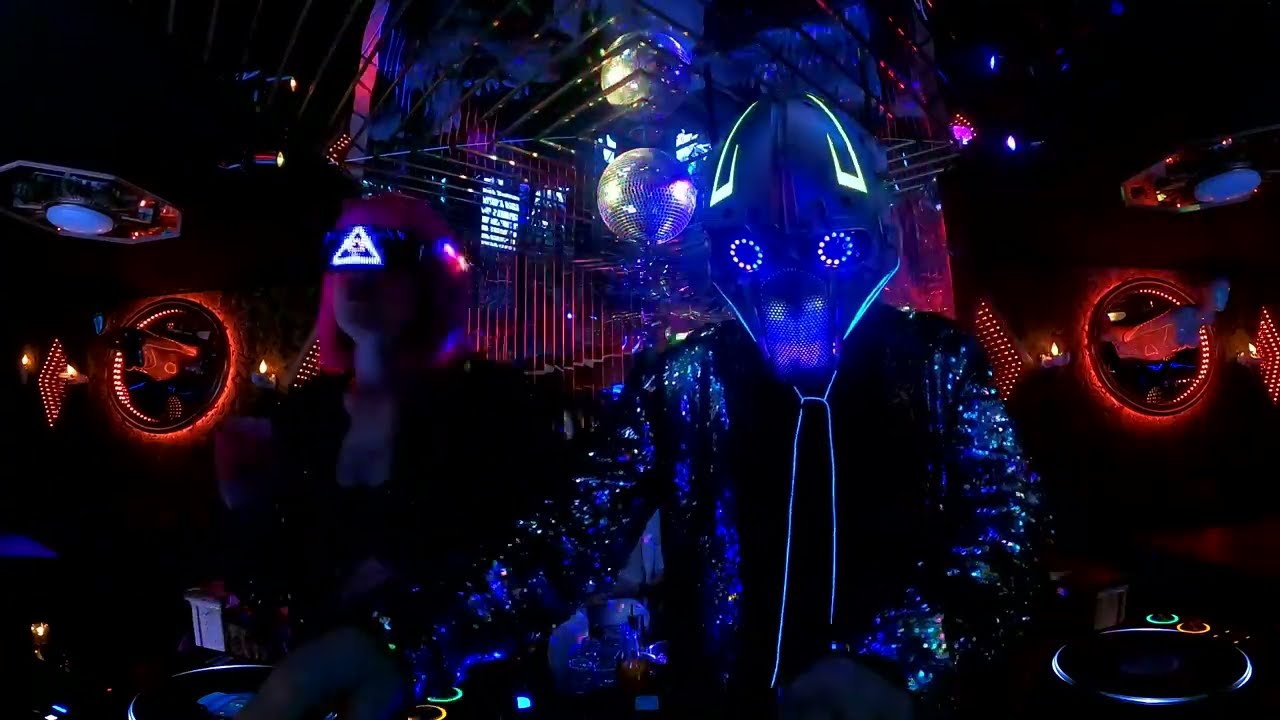LIVE FROM KISS KISS BANG BANG | DISCO, FUNK & HOUSE DJ SET [LOS ANGELES]