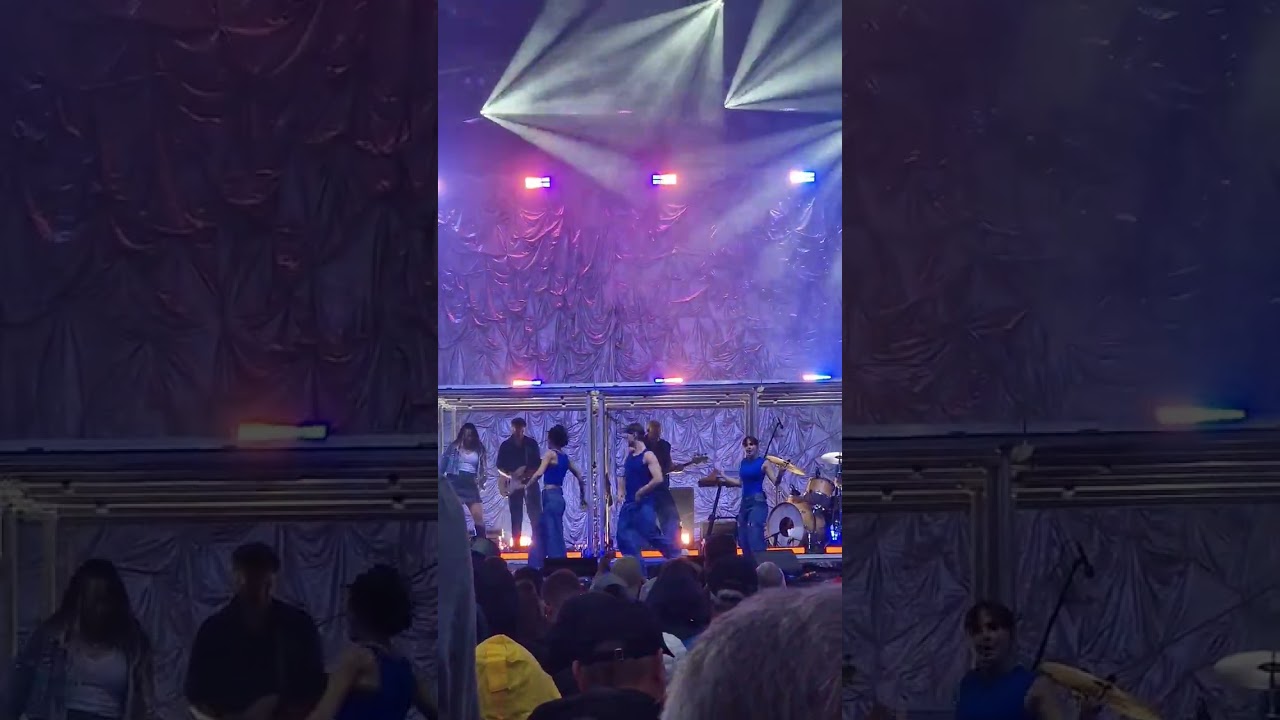 Ewa Farna Ben&aacute;tsk&aacute; 2025