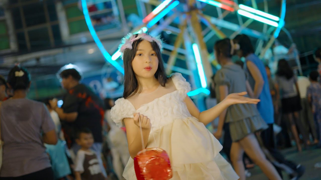 ချိုကို့ရဲ့သီတင်းကျွတ်ညလေးတစ်ည