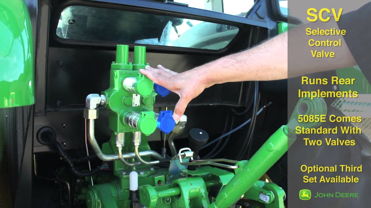 John Deere 5085E