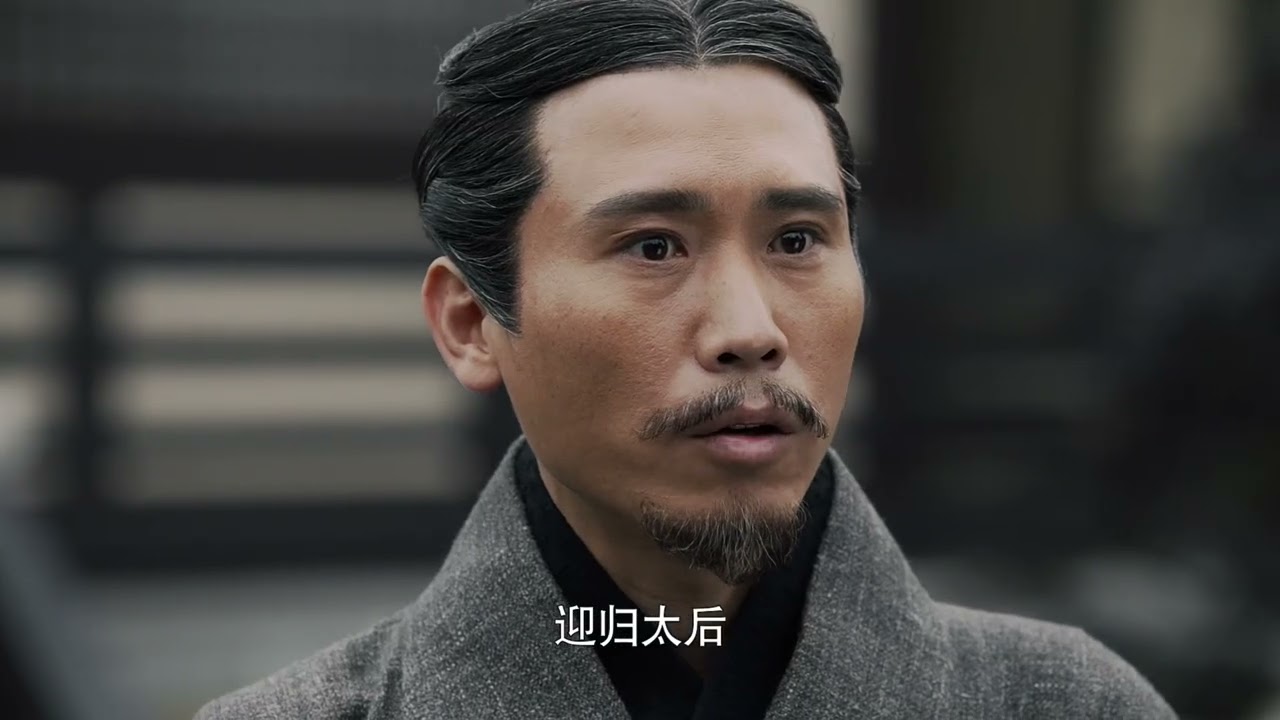 李斯力擋眾大臣開展滅6國計劃，秦始皇的眼裡全是欣賞，當眾任命李斯為總指揮官！沒想到李斯什麼都擅長啊！