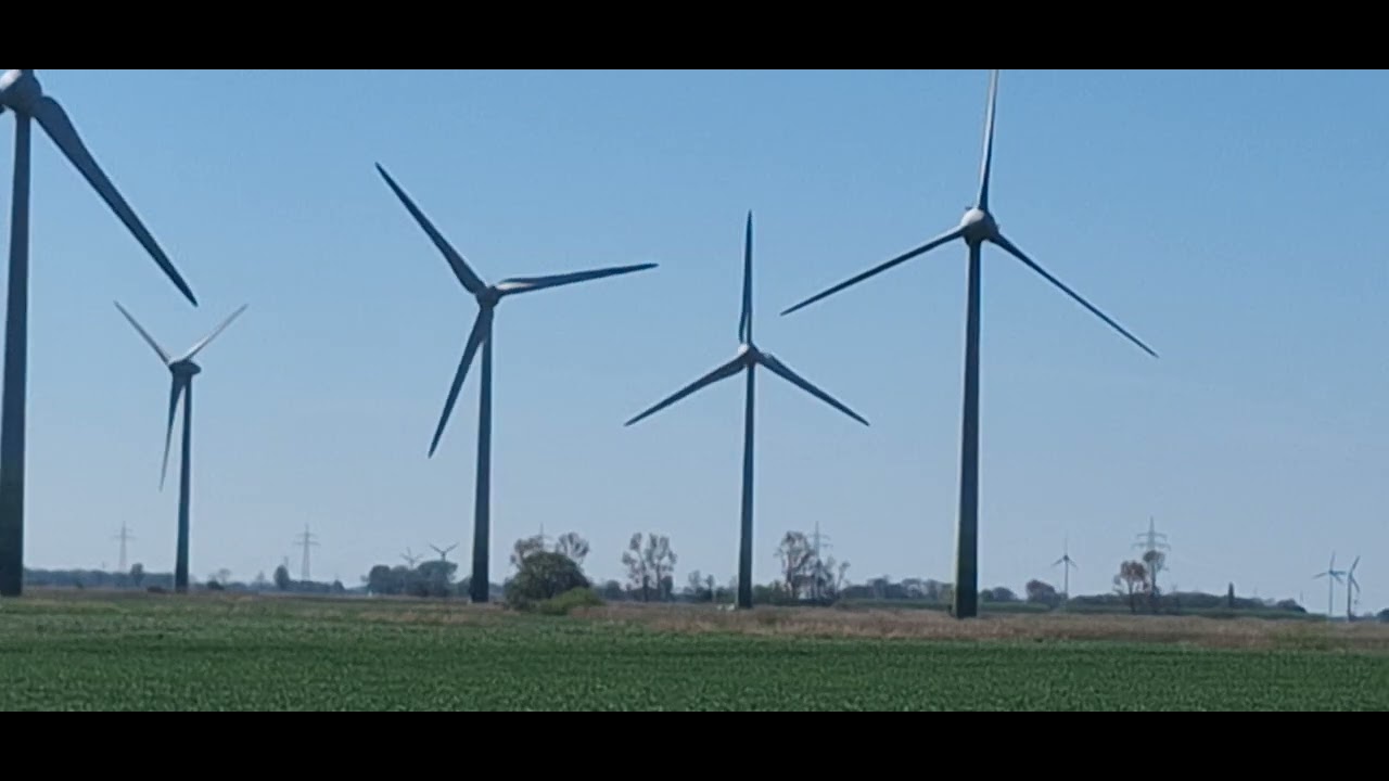 Windpark Harlingerland (45 x Enercon  E 70 E 4)