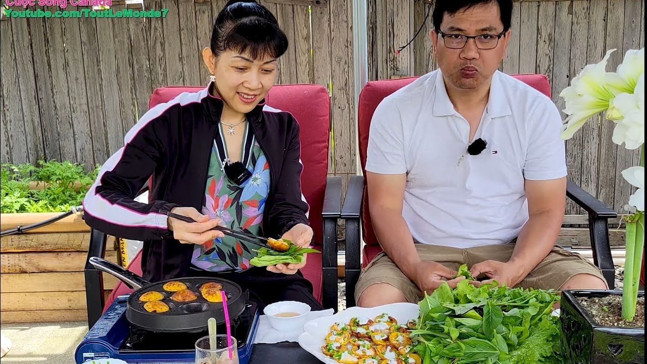 Hái mớ rau tươi đổ bánh khọt ăn trưa ngoài vườn 🇨🇦1182》 Cuộc Sống Canada