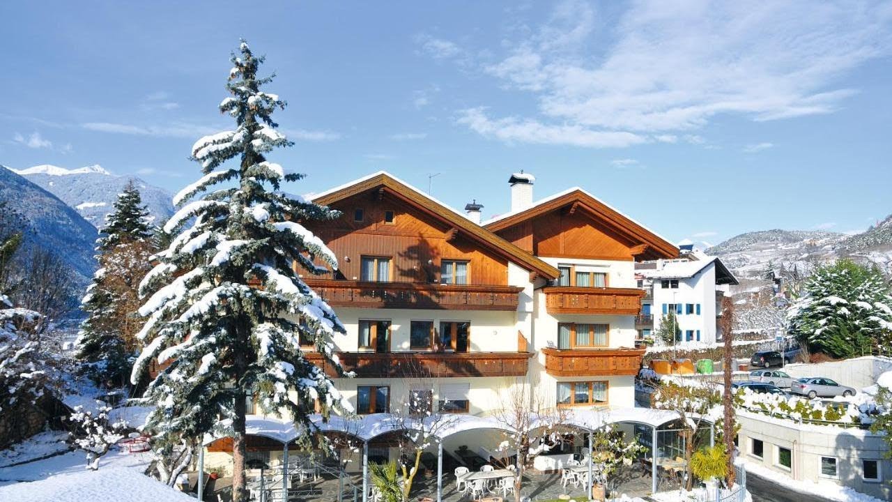 Hotel Kranebitt B&B, Bressanone, Italy