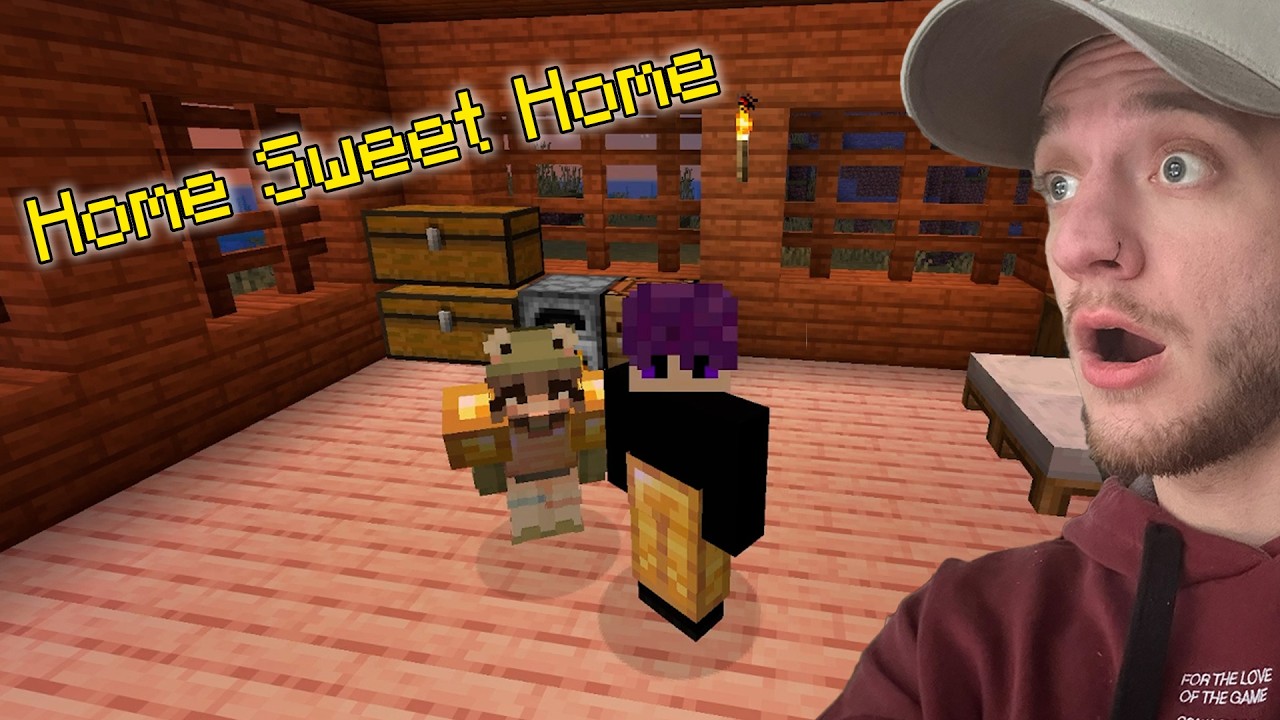 MY GIRLFRIEND SHOWS ME MINECRAFT