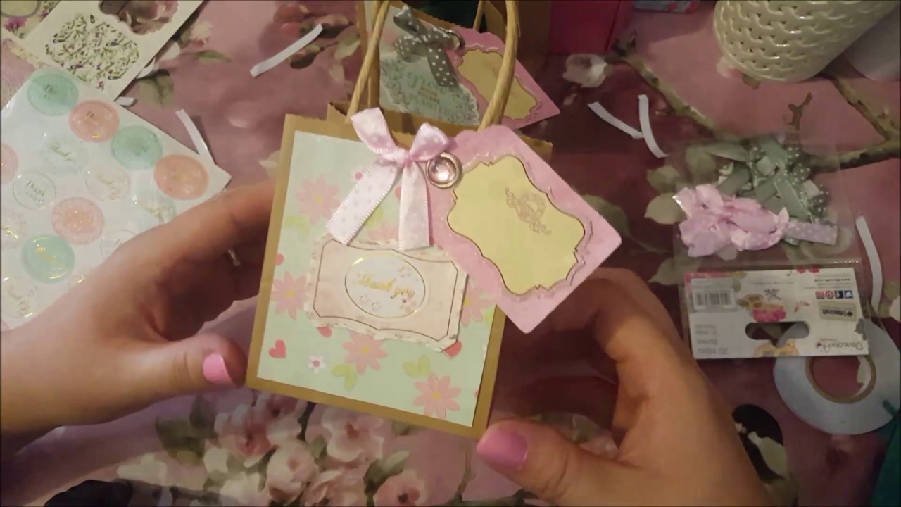 Simple Tutorial - How To Decorate a gift bag