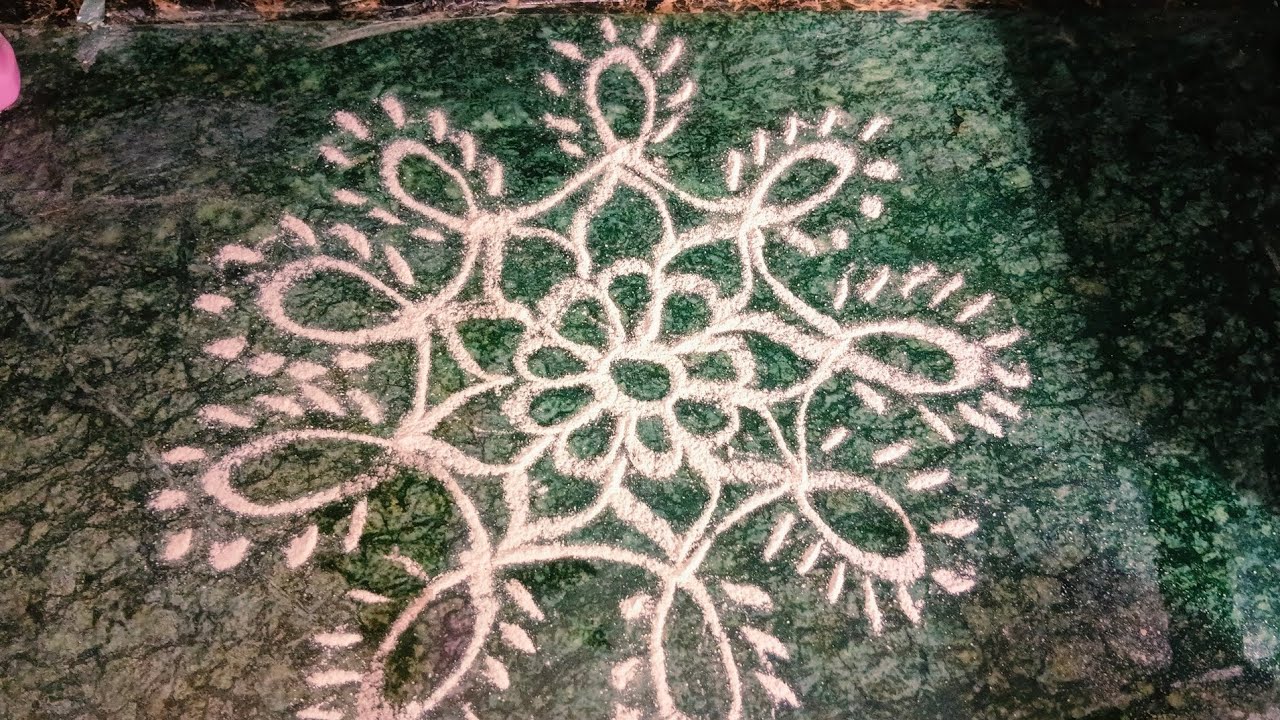 Easy Rangoli #trending #rangoli #minivvlog #muggulu #art #music #telugurangoli  #design #homedecor