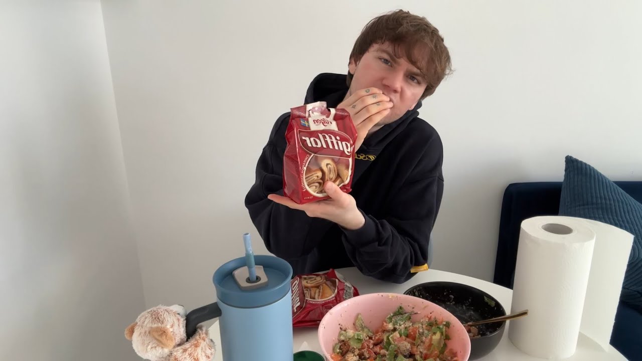Relația mea complicată cu mâncarea | primul meu mukbang SKINNY