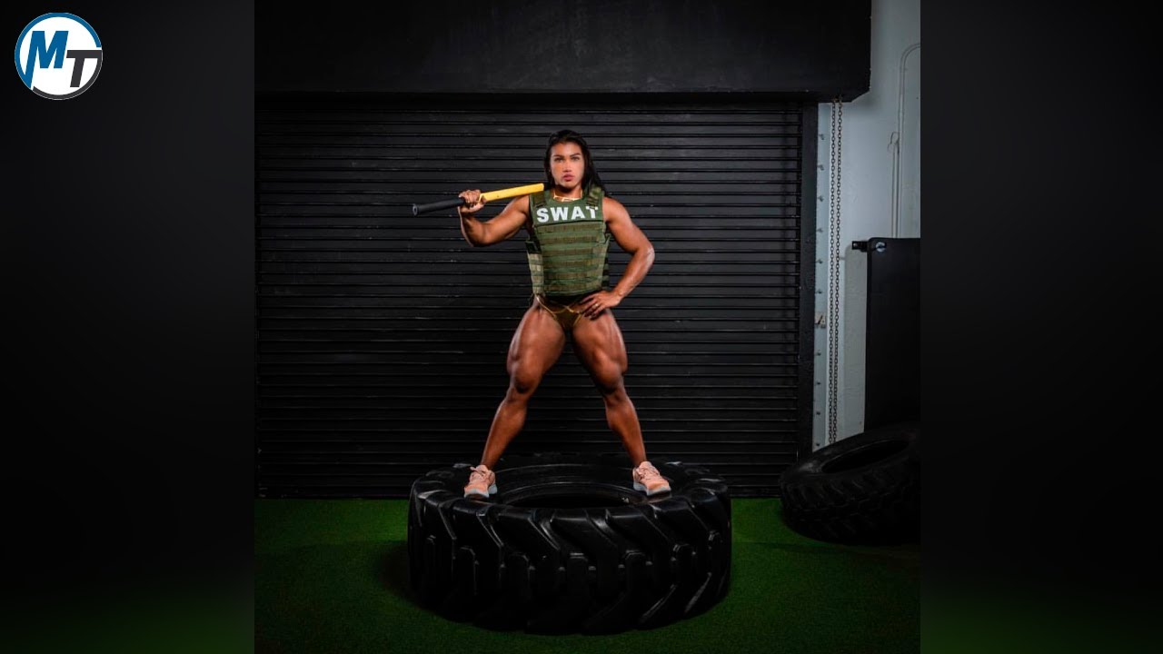 A MULHER-HULK BRASILEIRA (ALESSANDRA ALVES)