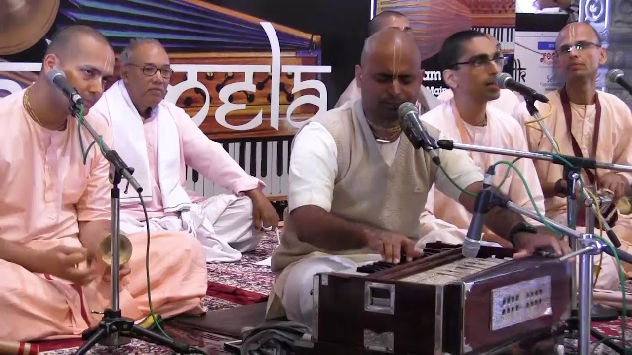 Mangalacharana & Hare Krishna - Kirtan Mela | Kirtan by Rasaraj Krishna Dasa | Day 2