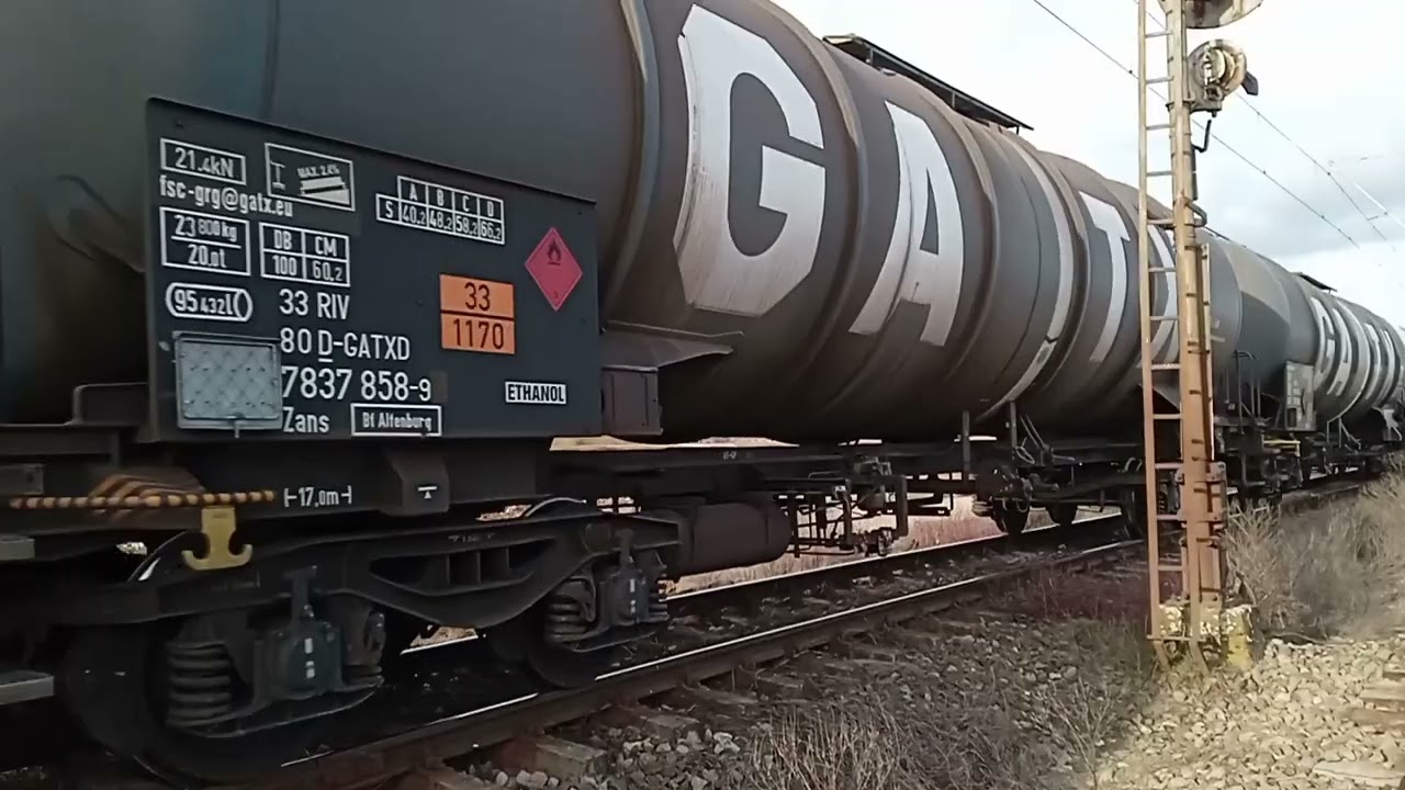 Sosire în Vinga Hm Tren Marfar UTZ Unicom Tranzit EA 017 Cisterne GATX Din Direcția Timișoara Nord 