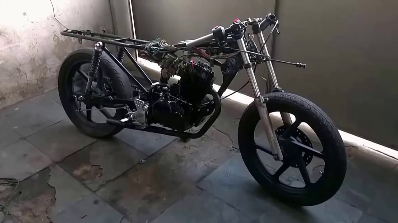 Honda Cbx Strada Caf&eacute; Racer