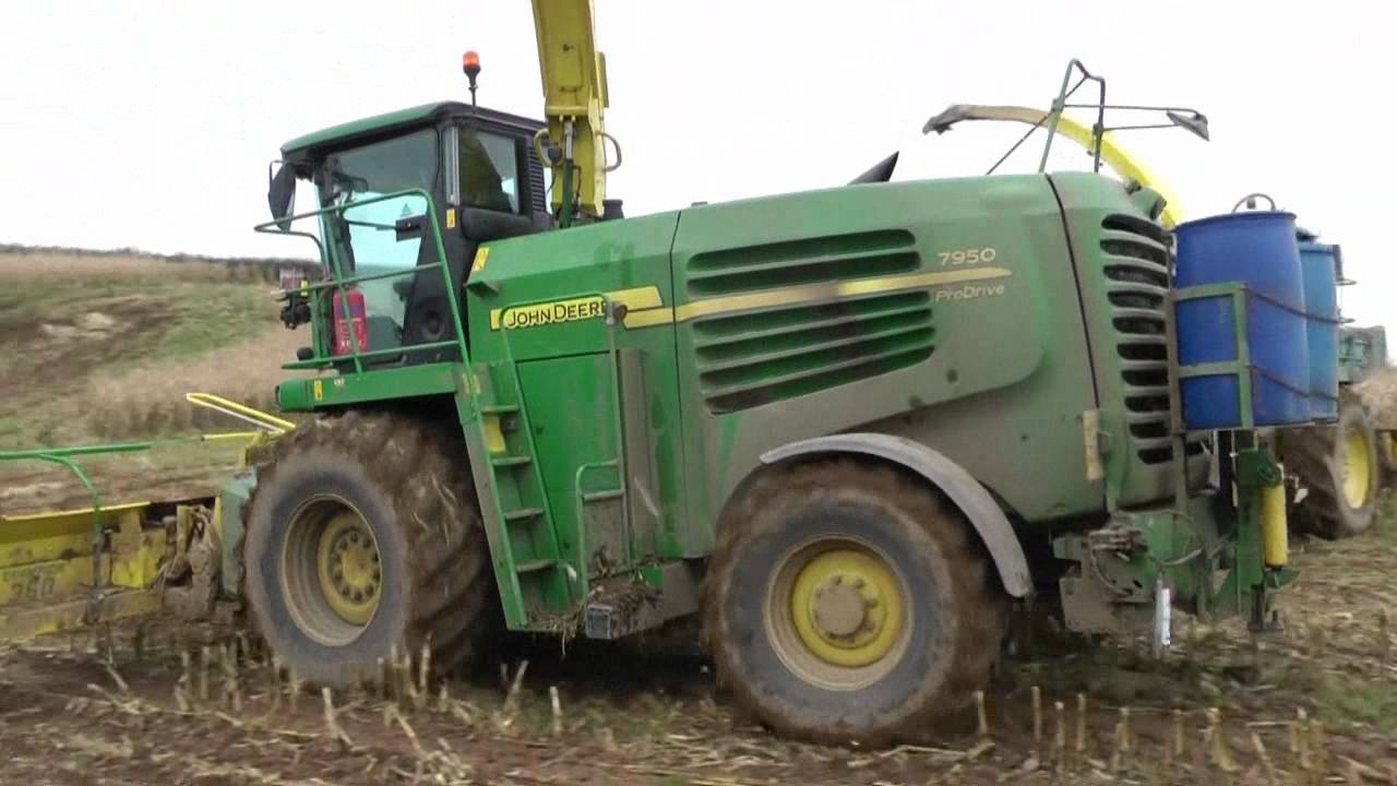 Three Deere Foragers, Three JCBs on Pit, Ten Tractors!