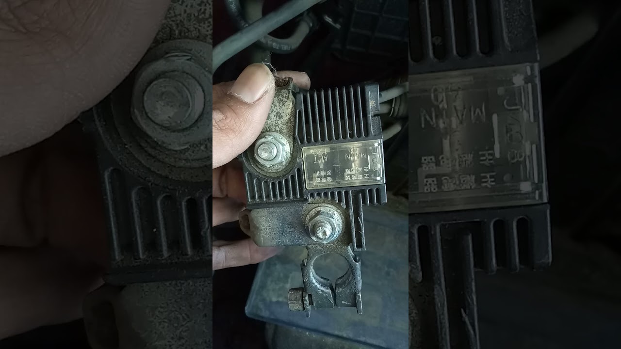 Toyota yaris fuse change,  main fuse and ALT FUSE LOCATION