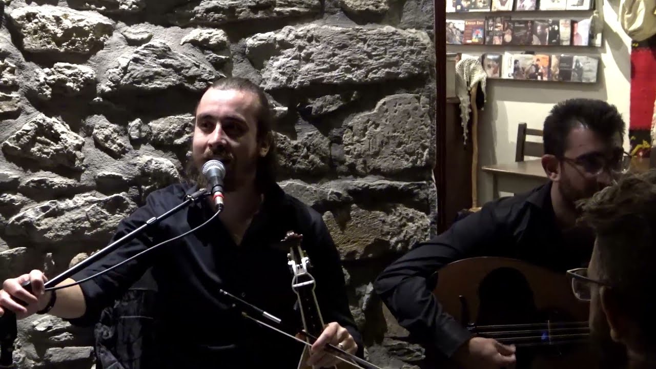 ΔΑΦΝΗ - ΤΑ ΝΙΑΤΑ ΔΕΝ ΠΟΥΛΙΟΥΝΤΑΙ ΜΠΛΙΟ - ΔΗΜ. ΞΥΛΟΥΡΗΣ (ΚΙΤΡΟΣ) - ΒΑΣ. ΧΑΙΡΕΤΗΣ - ΝΙΚ. ΝΤΑΓΙΑΝΤΑΣ
