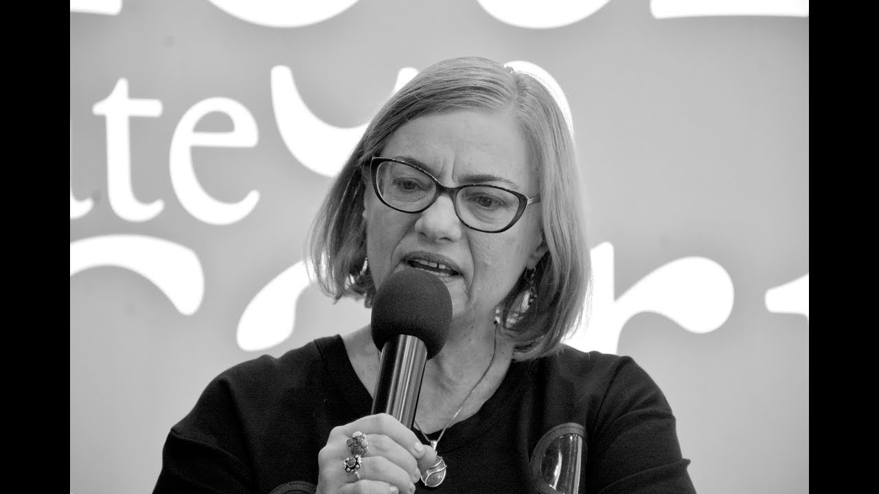 (07) Denisa Comănescu: Lansare carte 
