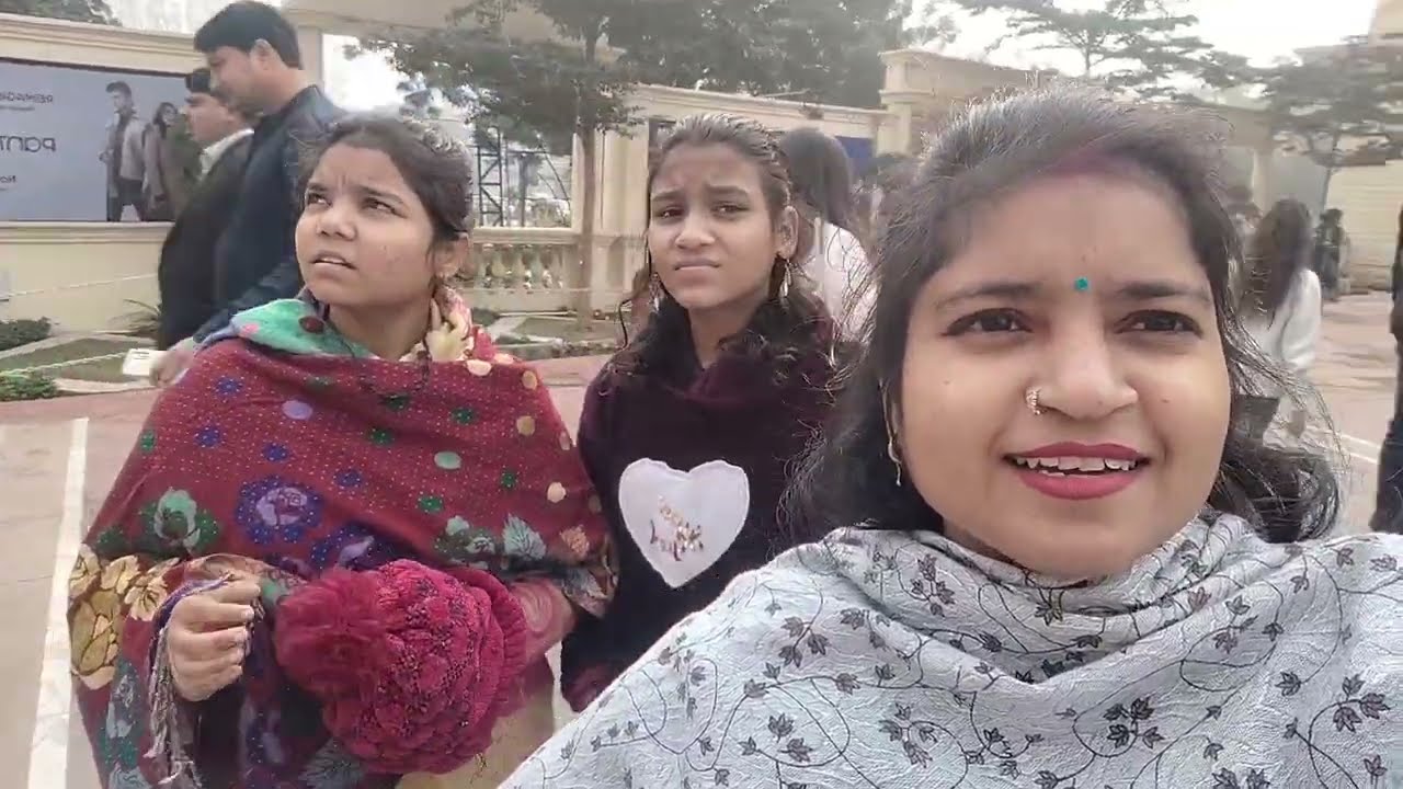 Naye saal ka pehla vlog😊||HAPPY NEW YEAR 2026 ||🥰#youtubevideo #viralvlog #viral #trending #travel..