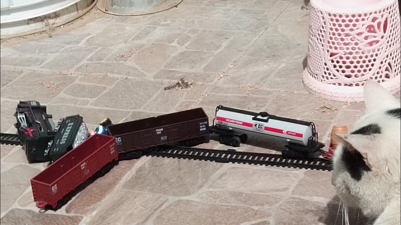 Rail king train crash2