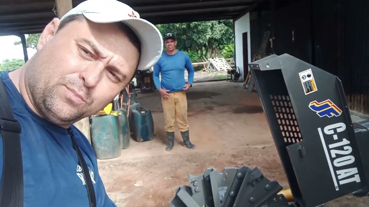 Entrega Técnica JF C120 AT 1000 em Eunápolis - BA + corte do Capim-açu!