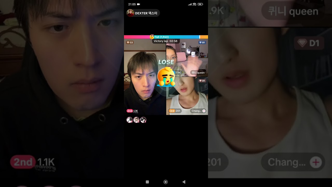 Wahh they look alike 😳 in some extent..