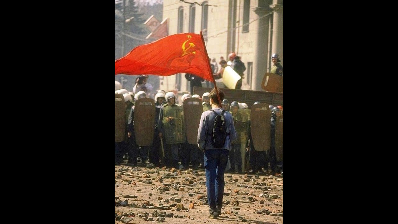 𝐒𝐎𝐕𝐈𝐄𝐓 𝐍𝐎𝐒𝐓𝐀𝐋𝐆𝐈𝐀