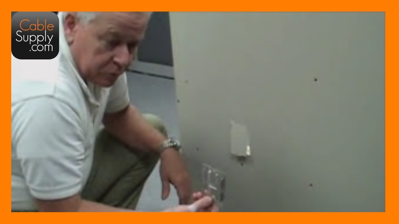 How to install a RJ45 computer jack in a wall - Wood studs and firebreaks - Part 2/2