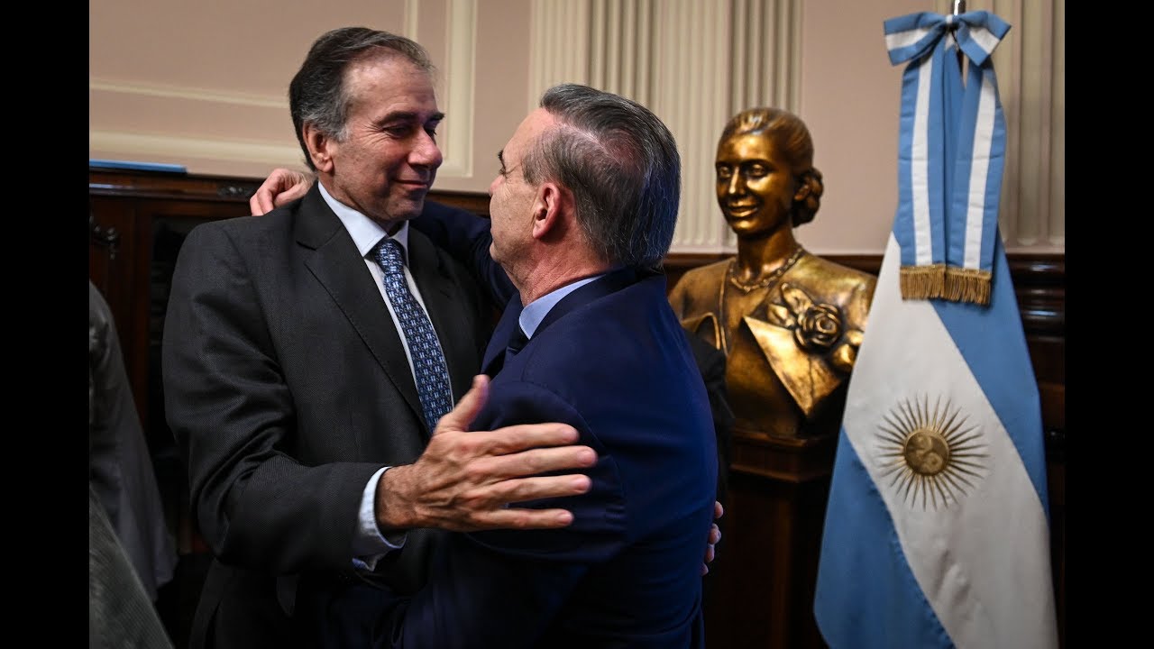 Pichetto anuncia que acepta ser candidato a vice de Macri.
