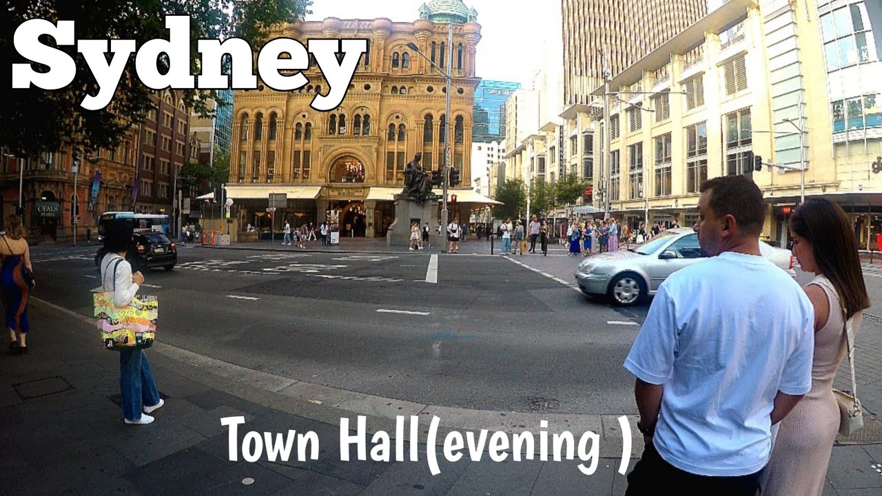 Sydney City Tour  - Evening Walk Town Hall Australia