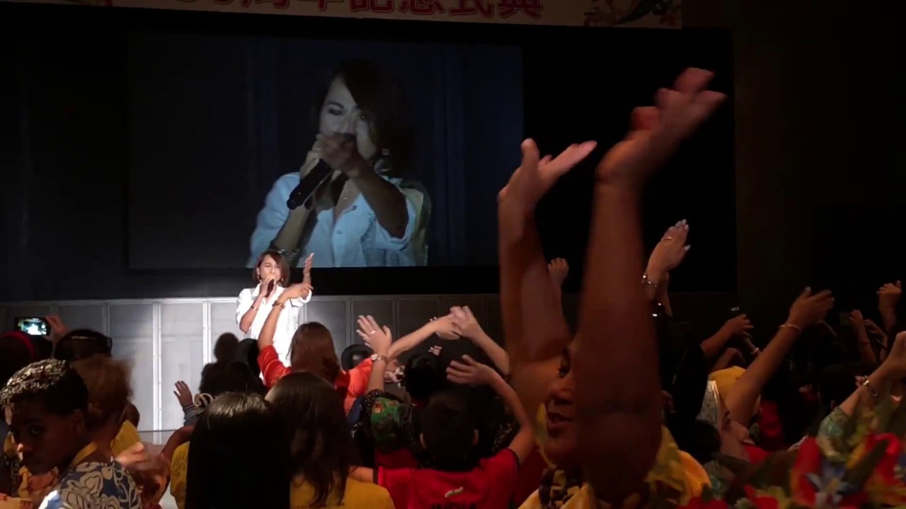 APCC theme song &ldquo;We Are the Bridge&rdquo; at the APCC 30th Anniversary Commemorative Ceremony