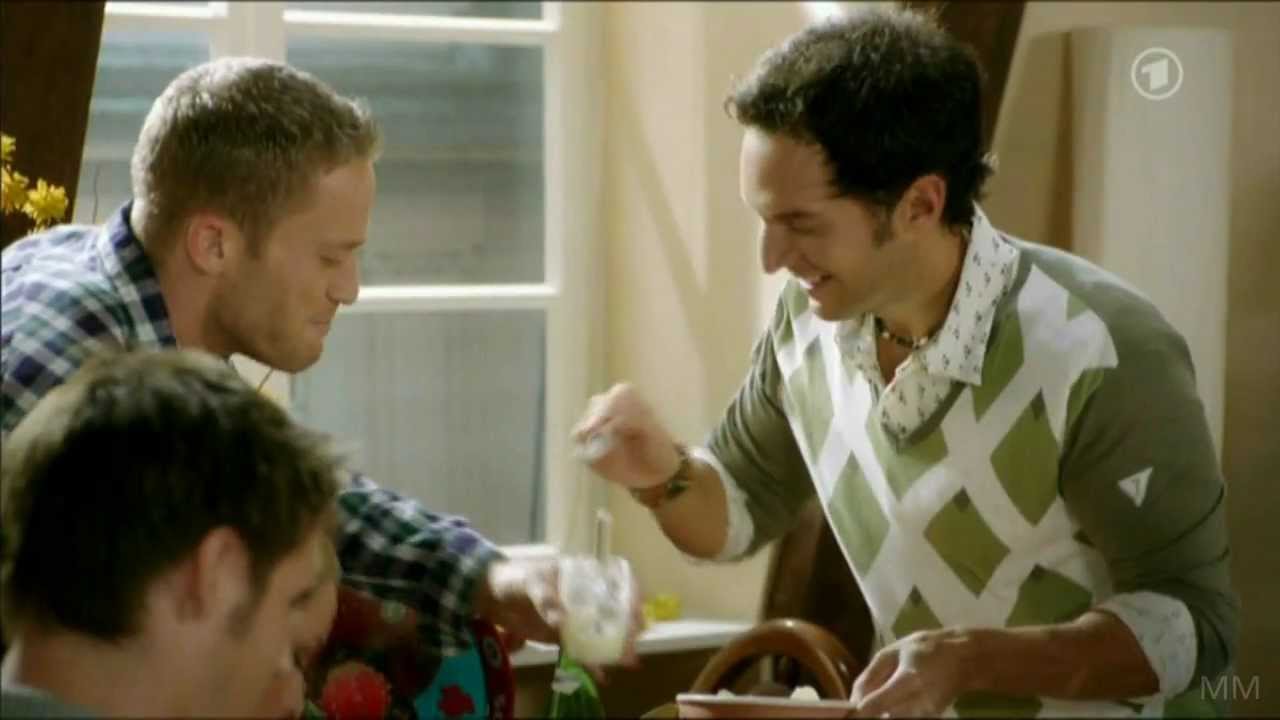 153 VL Christian & Oliver - (2011-11-25)