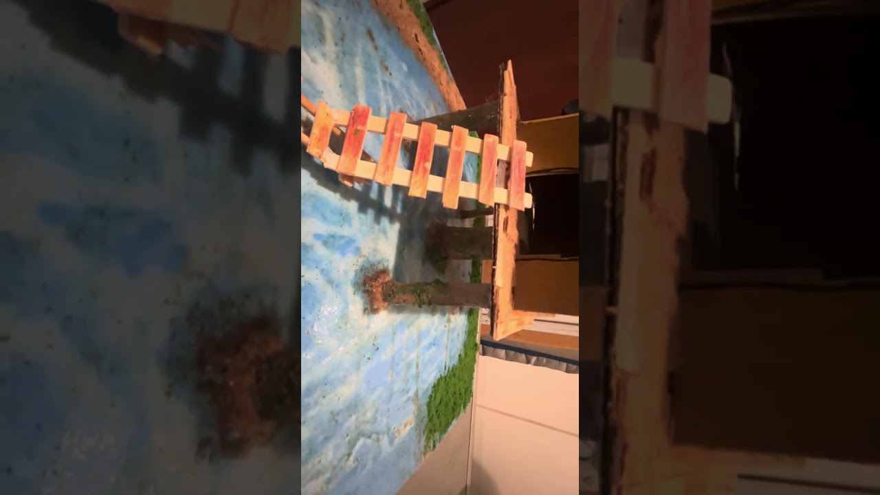 Maquete palafita escola Theo 4º ano 