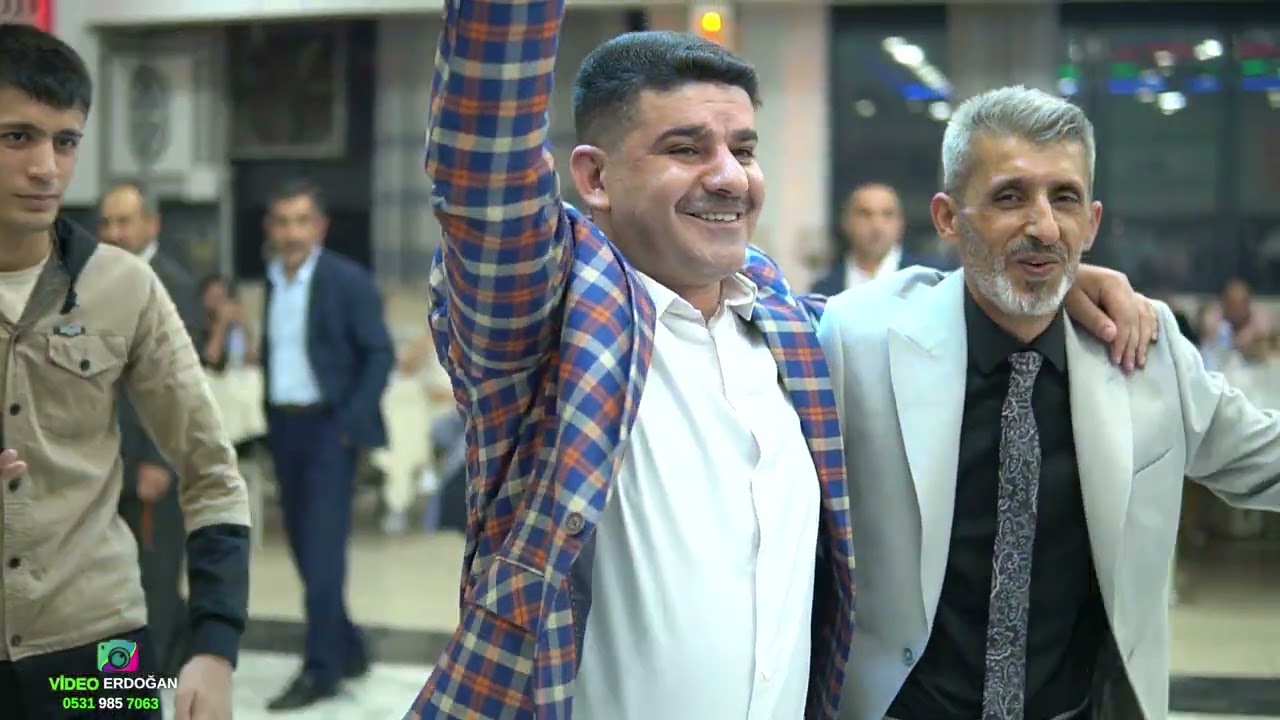 والد العريس باكير محمد باكيرالعريس محمد باكيرافراح قرية شويرين يحيي الحفل عبد الله طيفور 3