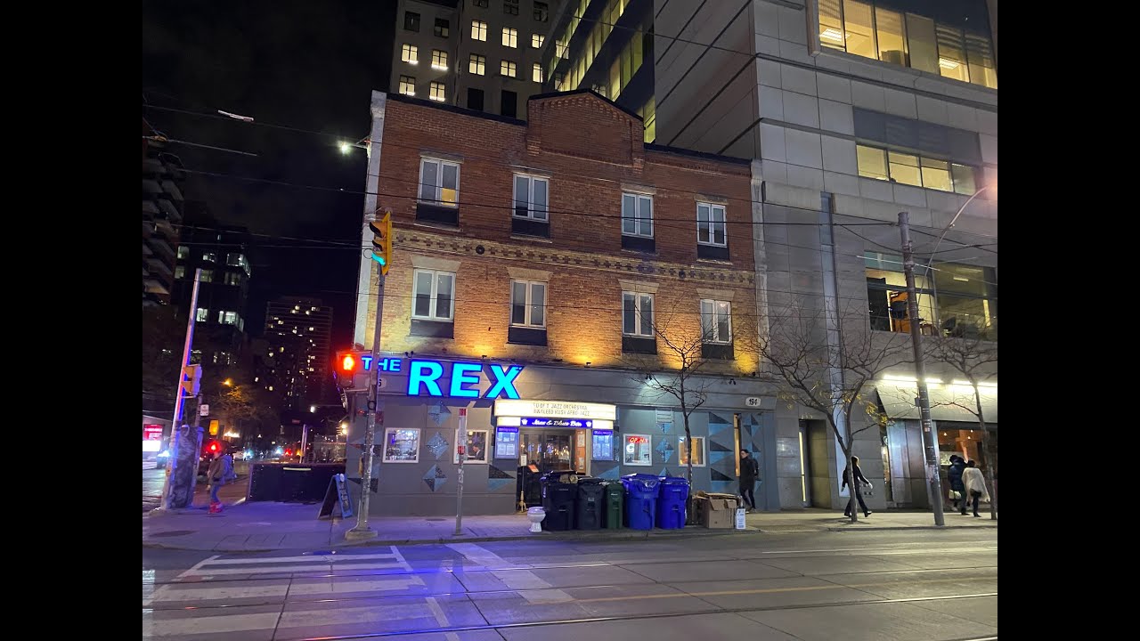 Hotel Experience: The REX Hotel Jazz & Blues Bar, Toronto