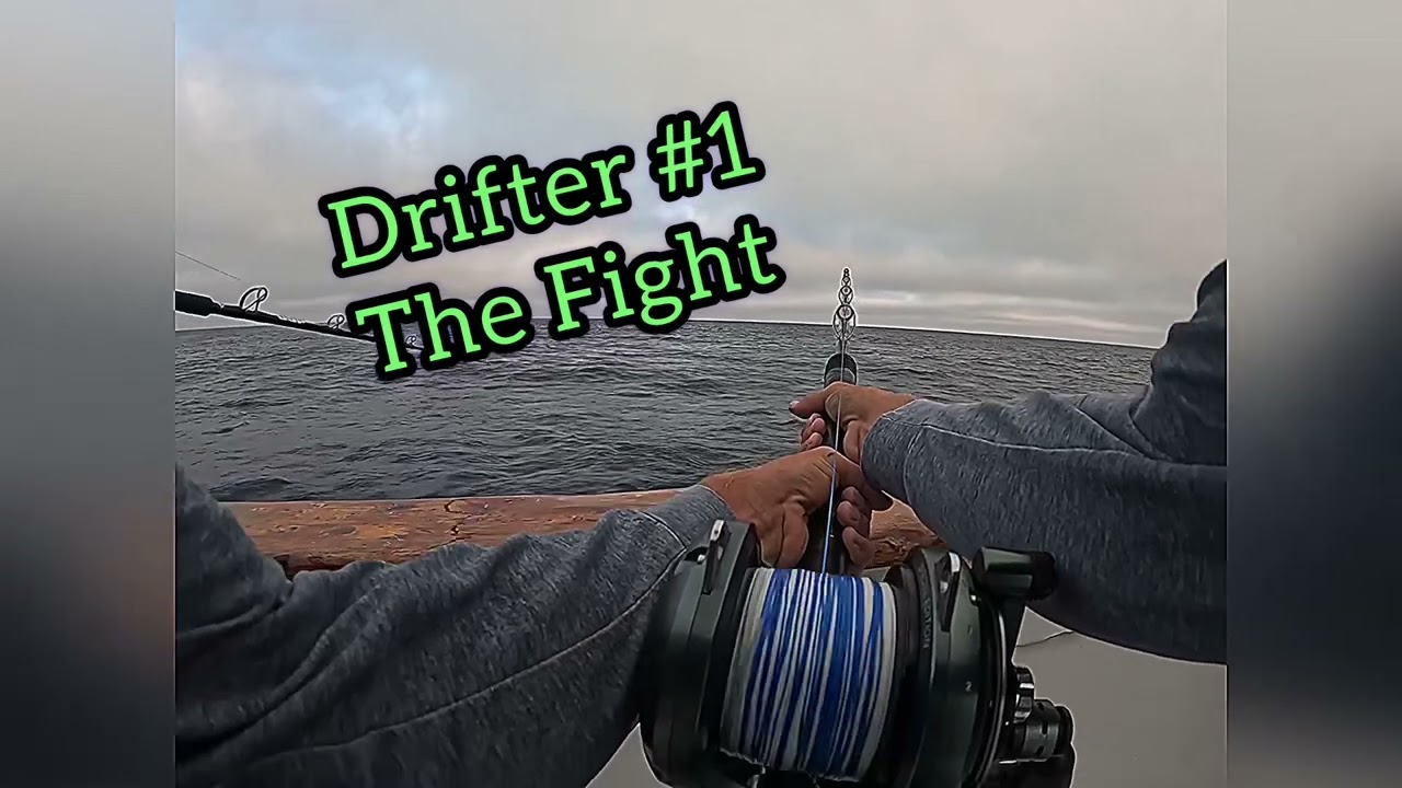 Fishing the Pacific Queen Massive Bluefin Tuna Explodes on Top Water Baits