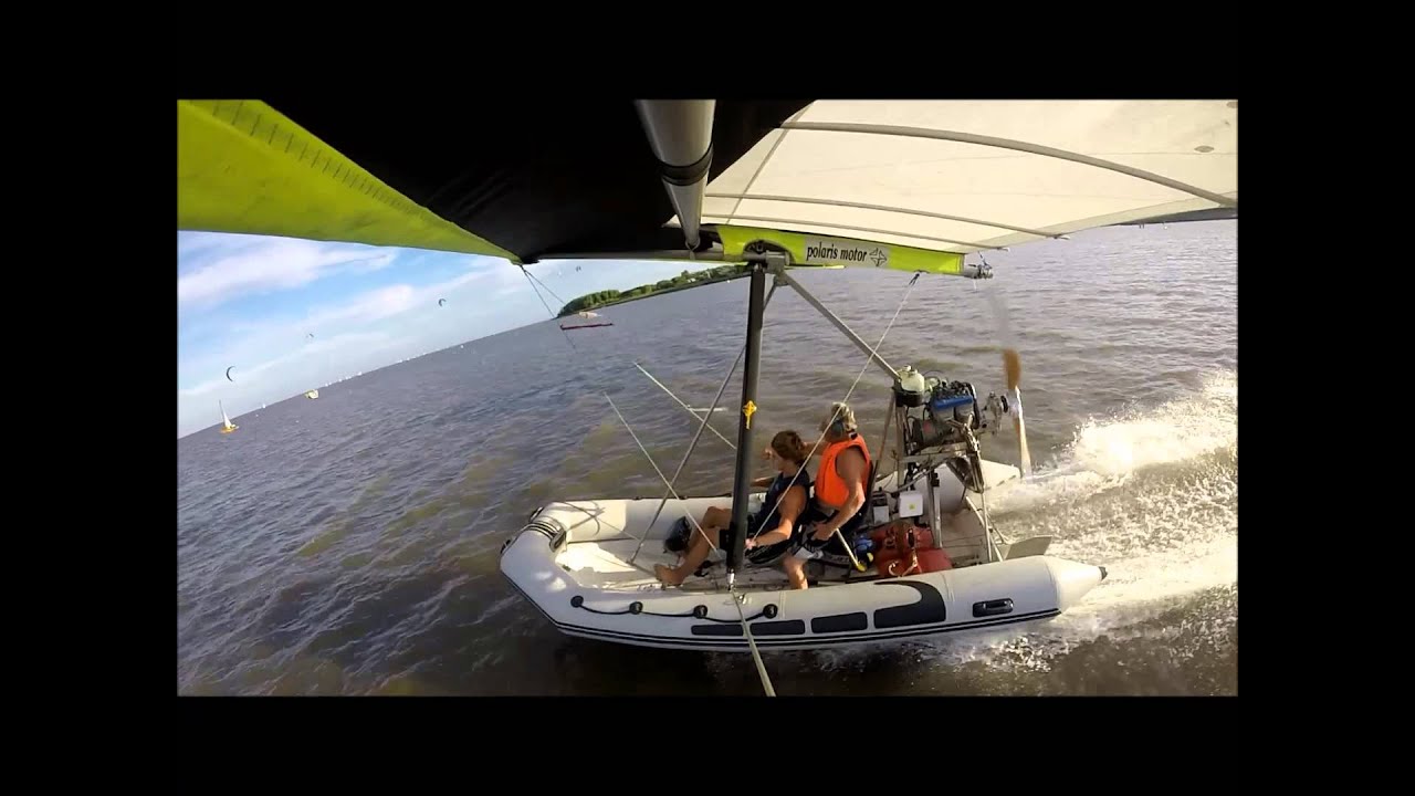 gomon volador     vuela sobre Rio de la plata