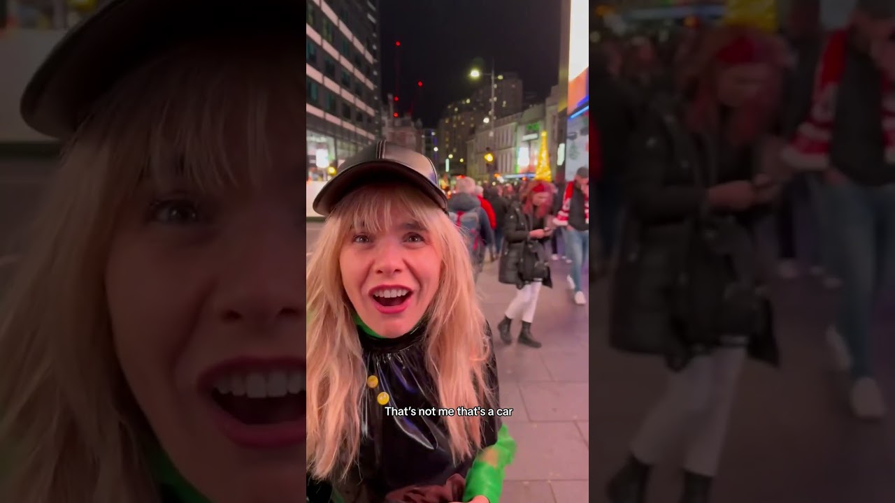 My mug is on a London billboard ! Thanks @amazonmusic  #palomafaith #newsong #singer #music