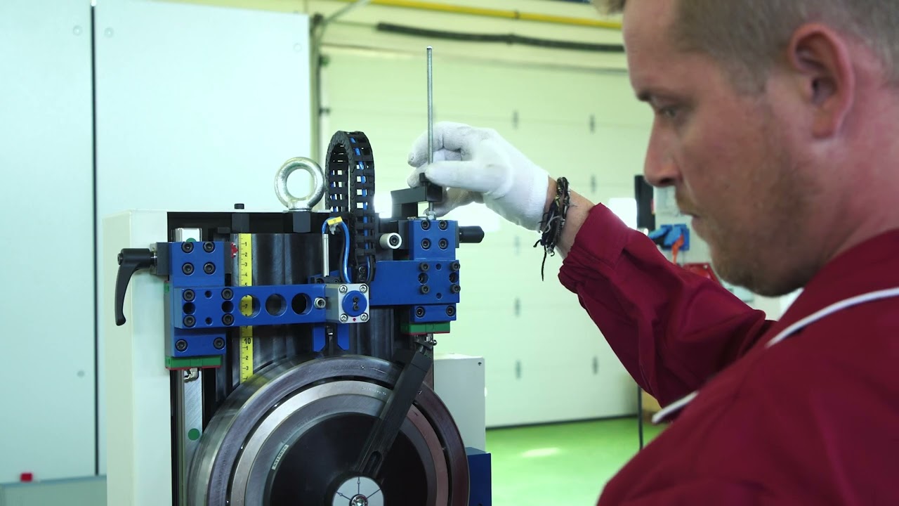 Measurement of bearing radial clearance