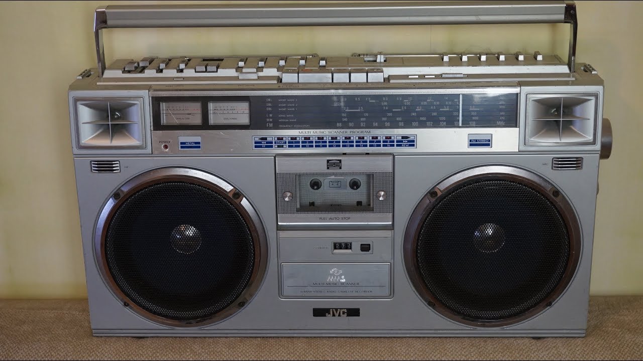 Тех. уголок Винтика и Шпунтика. JVC RC-M70. Взгляд изнутри