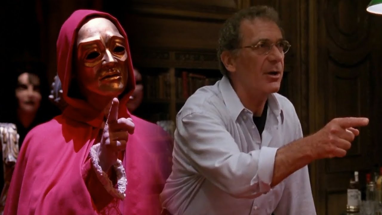 Eyes Wide Shut - Red cloak unmasked !!! (film analysis)
