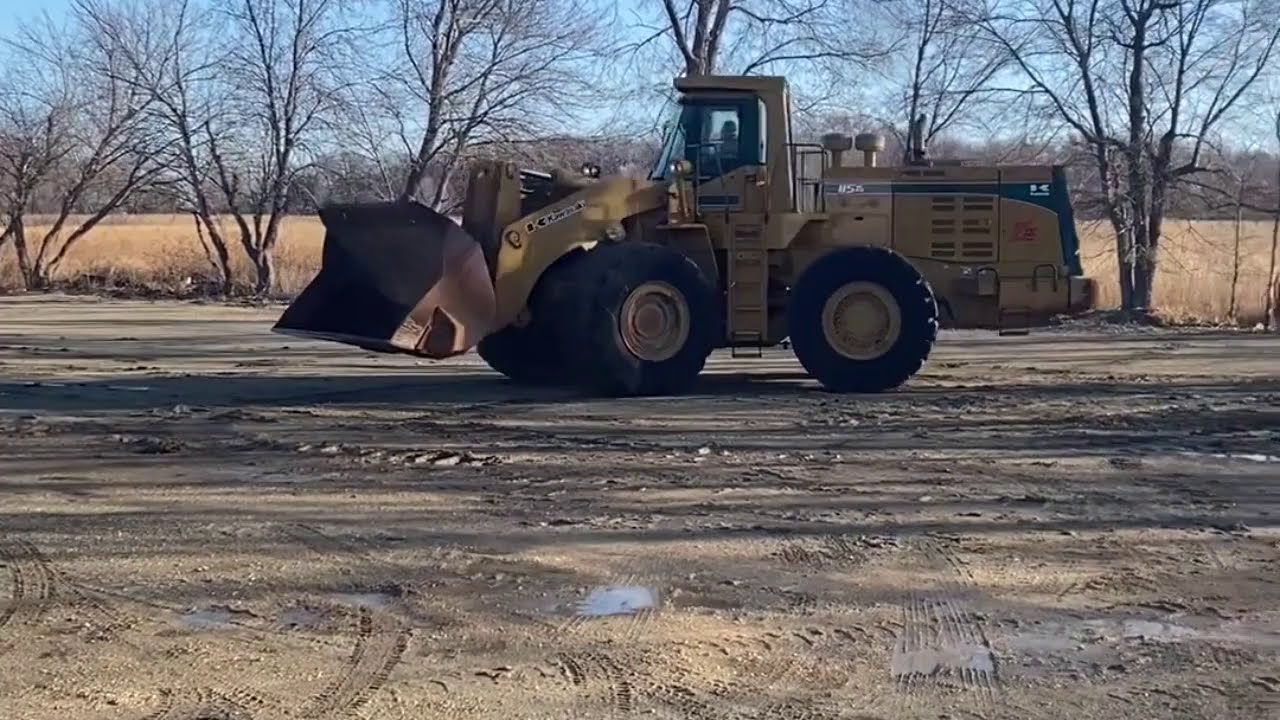 2000 Kawasaki 115Z IV Wheel Loader - Avail at Nov 19th Auction. Bid Now! Located in Oelwein, IA